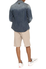 Carica l'immagine nel visualizzatore di Gallery, Camicia in denim
