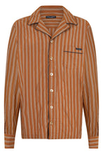 Carica l'immagine nel visualizzatore di Gallery, Camicia a righe con applicazione
