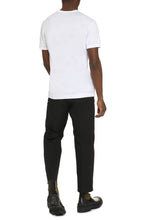 Carica l'immagine nel visualizzatore di Gallery, T-shirt girocollo in cotone

