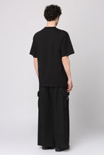 Carica l'immagine nel visualizzatore di Gallery, T-shirt girocollo in cotone
