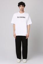Carica l'immagine nel visualizzatore di Gallery, T-shirt girocollo in cotone
