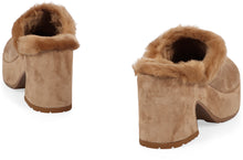 Carica l'immagine nel visualizzatore di Gallery, Mules Lyss in suede
