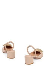 Carica l'immagine nel visualizzatore di Gallery, Slingback Sphera in pelle
