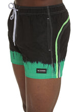 Carica l'immagine nel visualizzatore di Gallery, Shorts da mare in nylon
