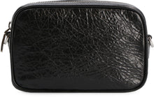 Carica l'immagine nel visualizzatore di Gallery, Mini-bag a tracolla Star in pelle

