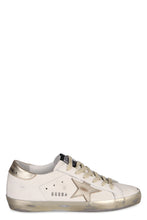 Carica l'immagine nel visualizzatore di Gallery, Sneakers low-top Superstar in pelle
