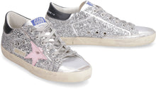 Carica l'immagine nel visualizzatore di Gallery, Sneakers glitterate Superstar

