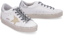 Carica l'immagine nel visualizzatore di Gallery, Sneakers Hi Star in pelle
