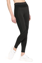 Carica l'immagine nel visualizzatore di Gallery, Leggings Genesis in jersey tecnico
