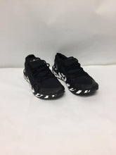 Carica l'immagine nel visualizzatore di Gallery, Sneakers low-top UltraBOOST 20

