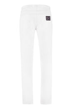 Carica l'immagine nel visualizzatore di Gallery, Jeans slim fit a 5 tasche
