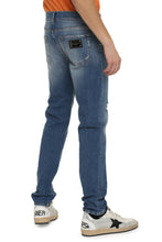 Carica l'immagine nel visualizzatore di Gallery, Jeans slim fit a 5 tasche
