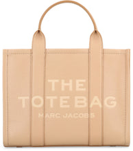Carica l'immagine nel visualizzatore di Gallery, The Tote Bag in pelle
