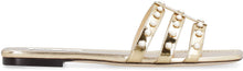 Carica l'immagine nel visualizzatore di Gallery, Sandali flat Hazal in pelle metallizzata
