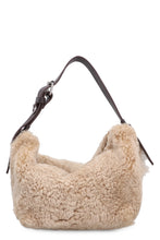 Carica l'immagine nel visualizzatore di Gallery, Borsa a mano in shearling
