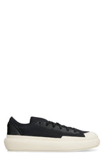 Load image into Gallery viewer, Ajatu Court leather and fabric low-top sneakers
