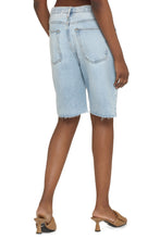 Carica l'immagine nel visualizzatore di Gallery, Shorts in denim
