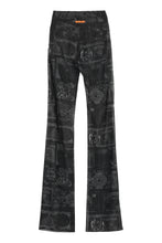 Carica l'immagine nel visualizzatore di Gallery, Pantaloni flared-leg
