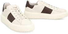 Carica l'immagine nel visualizzatore di Gallery, Sneakers H-Stripes in pelle
