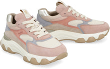 Carica l'immagine nel visualizzatore di Gallery, Sneakers low-top Hyperactive
