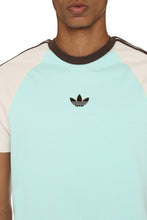 Carica l'immagine nel visualizzatore di Gallery, adidas Originals by Wales Bonner - T-shirt girocollo in cotone
