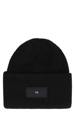 Carica l'immagine nel visualizzatore di Gallery, Cappello in maglia con logo
