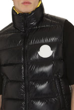 Carica l'immagine nel visualizzatore di Gallery, Gilet Parke imbottito con chiusura a zip
