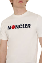 Carica l'immagine nel visualizzatore di Gallery, T-shirt girocollo in cotone
