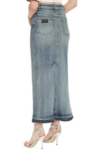 Carica l'immagine nel visualizzatore di Gallery, Gonna in denim
