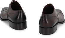 Carica l'immagine nel visualizzatore di Gallery, Scarpe stringate Ebony in pelle
