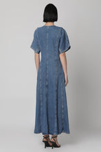 Load image into Gallery viewer, Denim dress
