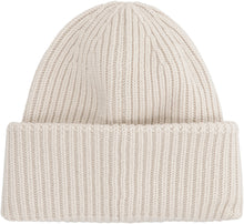 Carica l'immagine nel visualizzatore di Gallery, Cappello in maglia a coste

