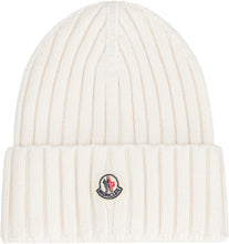 Carica l'immagine nel visualizzatore di Gallery, Cappello in maglia a coste

