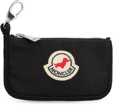 Carica l'immagine nel visualizzatore di Gallery, Moncler x Poldo Dog Couture - Dispenser sacchetti per cani
