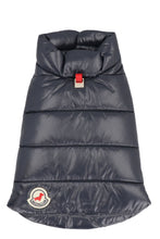 Carica l'immagine nel visualizzatore di Gallery, Moncler x Poldo Dog Couture - Gilet imbottito per cani
