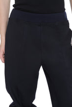 Carica l'immagine nel visualizzatore di Gallery, Track-pants in lana
