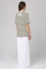 Carica l'immagine nel visualizzatore di Gallery, T-shirt girocollo in cotone
