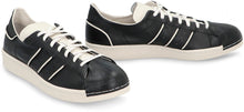 Carica l'immagine nel visualizzatore di Gallery, Sneakers low-top Superstar in pelle
