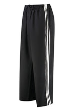 Carica l'immagine nel visualizzatore di Gallery, Track-pants in tessuto tecnico
