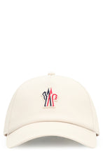 Carica l'immagine nel visualizzatore di Gallery, Cappello da baseball con logo
