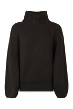 Carica l'immagine nel visualizzatore di Gallery, Maglione dolcevita in lana
