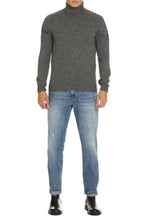 Carica l'immagine nel visualizzatore di Gallery, THE (Knit) - Maglione dolcevita in misto cachemire
