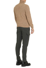 Carica l'immagine nel visualizzatore di Gallery, THE (Knit) - Maglione dolcevita in misto cachemire
