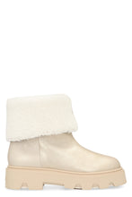 Carica l'immagine nel visualizzatore di Gallery, Stivaletti in Shearling Aurea
