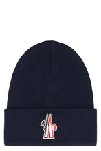 Carica l'immagine nel visualizzatore di Gallery, Cappello in lana
