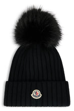 Carica l'immagine nel visualizzatore di Gallery, Cappello in lana con pompon

