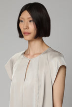 Carica l'immagine nel visualizzatore di Gallery, Blusa in cady
