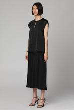 Carica l'immagine nel visualizzatore di Gallery, Blusa in cady
