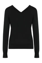 Carica l'immagine nel visualizzatore di Gallery, Maglione in lana con scollo a V
