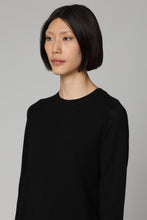 Load image into Gallery viewer, Crew-neck wool sweater
